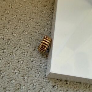 Mejuri Bold Gold Band